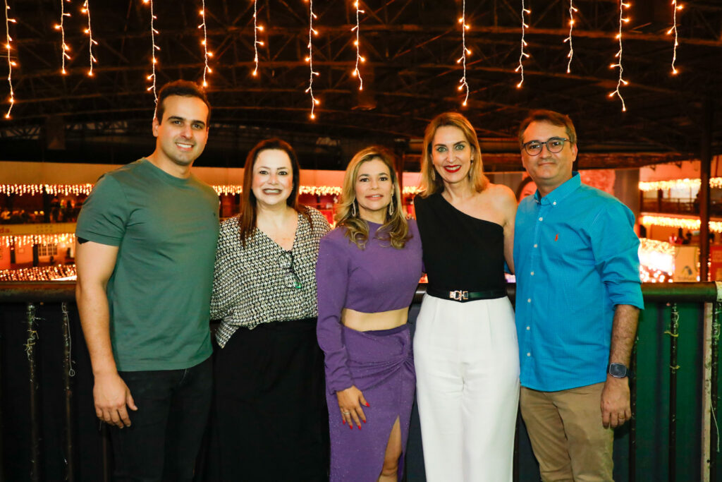 Lucas Ribeiro, vice governador da Paraíba, Fabiana Karan, diretora de negócios do CTN, Rosália Lucas, secretaria de turismo da Paraíba, Luciane Leite, Setur-SP, e Ferdinando Lucena, presidente da PBTUR