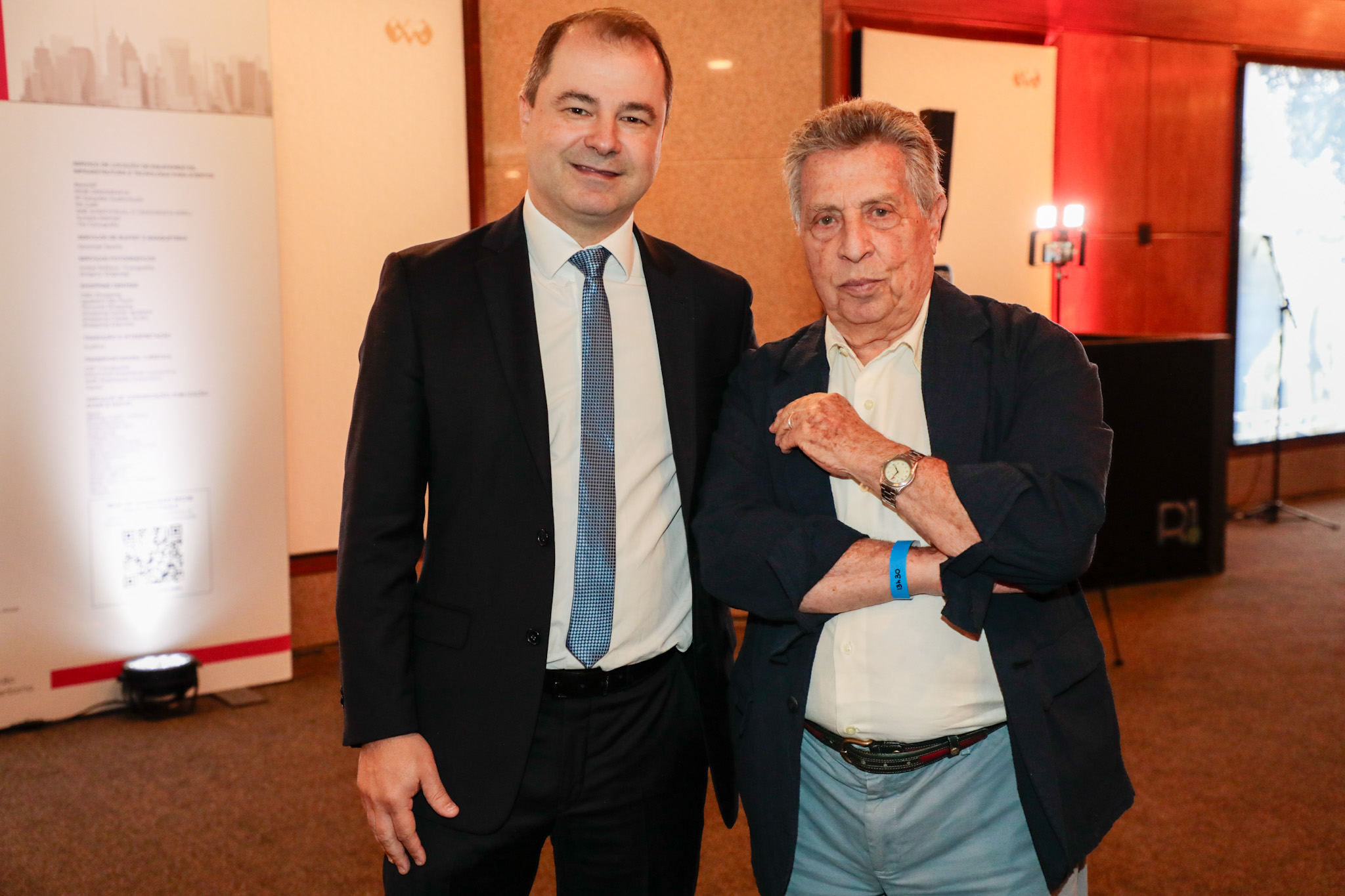Raffaele Cecere, do Grupo R1, e Raul Souza Sulzbacher, SPCVB