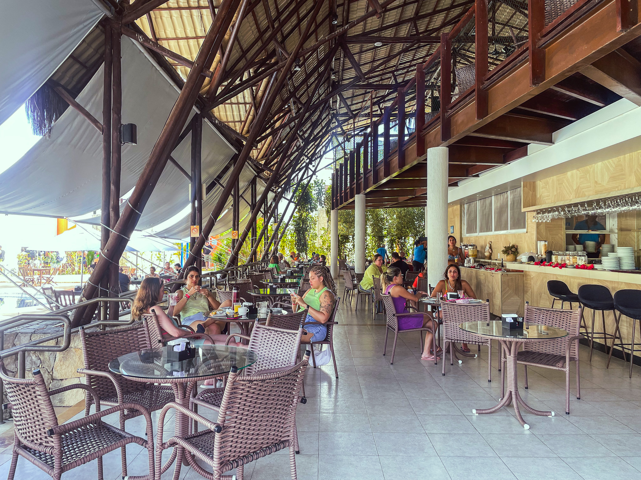 Restaurante do hotel Sun Bay Restaurante do hotel Sun Bay