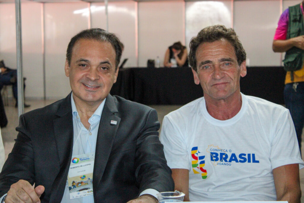 Roberto de Lucena, secretário de Turismo de São Paulo, e Milton Zuanazzi, do MTur
