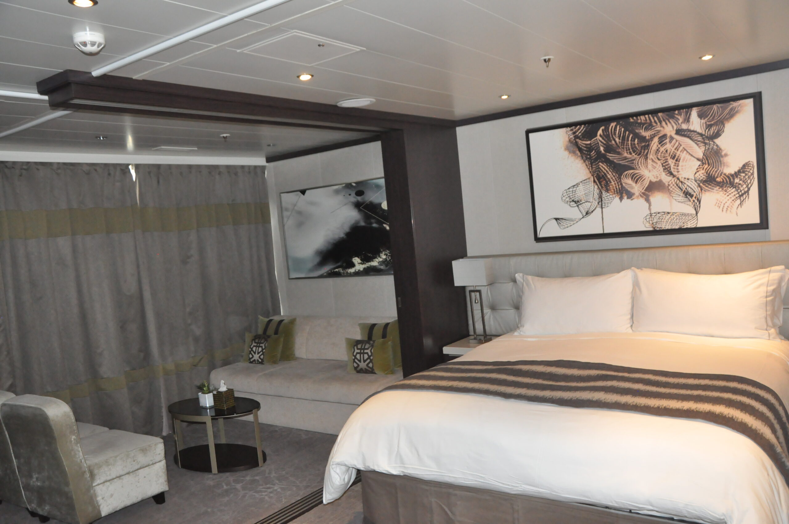 Suite Suite