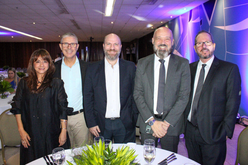 Vanessa Rendeiro, Merropolita Hotel, Wlisses Fernando, Francesco Giordano e Alfredo Stefani do B Hotel Brasília, Jean Nogueira, do Royal Tulip Brasília Alvorada