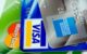 Está oficialmente mais barato realizar compras com cartão de crédito no exterior; entenda