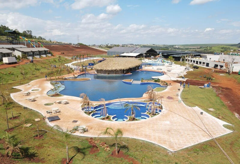 unnamed 6 e1701781059156 Norte do Paraná ganha complexo de lazer com hotel, resort, praia e parque aquático