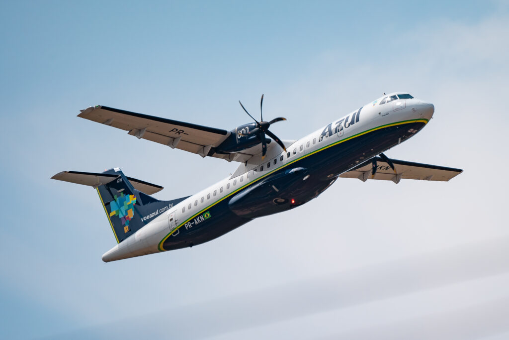 ATR 72 600 azul Número de voos da Azul para Fernando de Noronha cresce 44% em 2023