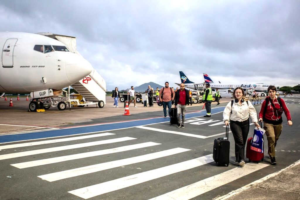 Aeroporto navegantes ccr Gol inicia voos entre Navegantes e Buenos Aires
