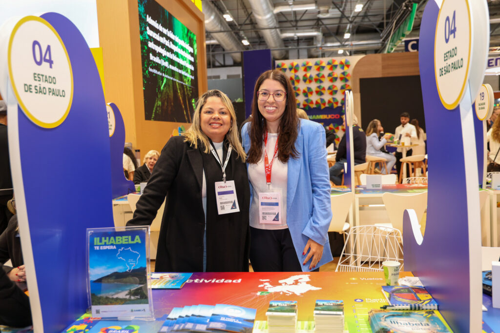 Carolina Reis, do Turismo de Ilhabela com e Ana Clemente, da Setur-SP