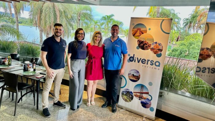 Diversa Turismo apresenta novo time de Brasília e lança campanha de vendas Diversa Turismo apresenta novo time de Brasília e lança campanha de vendas