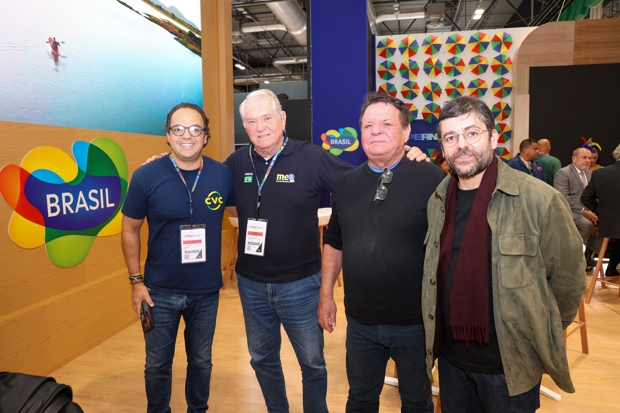 Fábio Godinho, presidente da CVC Corp; Roy Taylor, do M&E; Airton Abreu, do Maranhão; e Gustavo Paulus, da CVC Corp Fábio Godinho, presidente da CVC Corp; Roy Taylor, do M&E; Airton Abreu, do Maranhão; e Gustavo Paulus, da CVC Corp