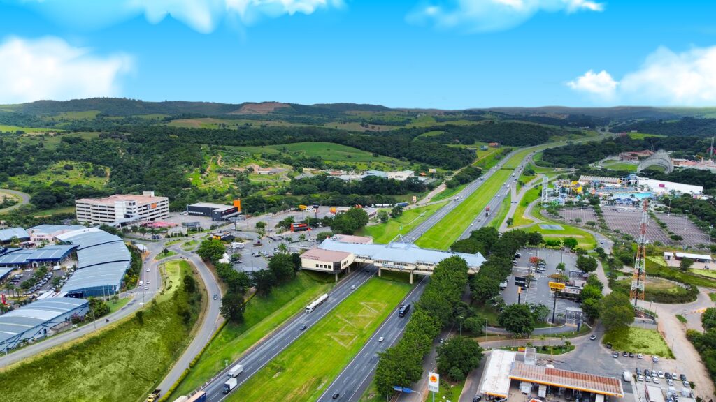 Em São Paulo, Distrito Turístico Serra Azul projeta novos investimentos de até R$ 3 bilhões Em São Paulo, Distrito Turístico Serra Azul projeta novos investimentos de até R$ 3 bilhões