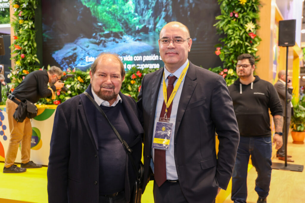 Guilherme Paulus, CVC Corp, e Luís Ferrinho, CEO da Omnibees