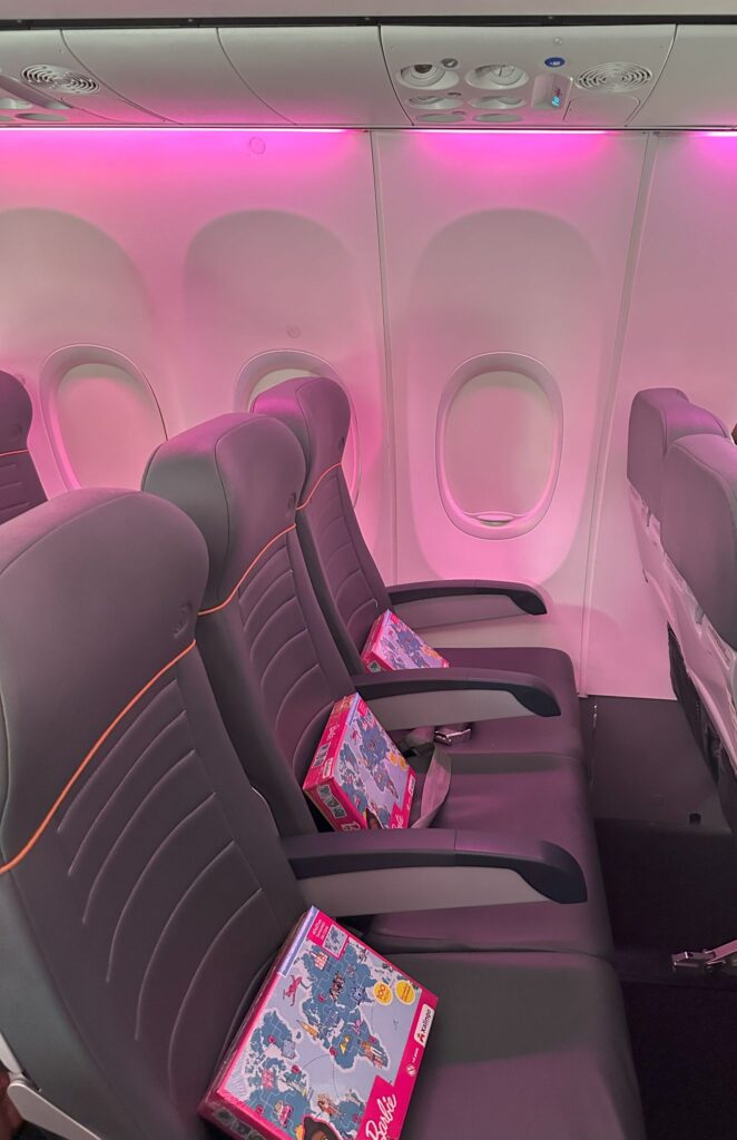 Gol estreia filme "Barbie" a bordo de seus voos com ação especial para passageiros Gol estreia filme "Barbie" a bordo de seus voos com ação especial para passageiros