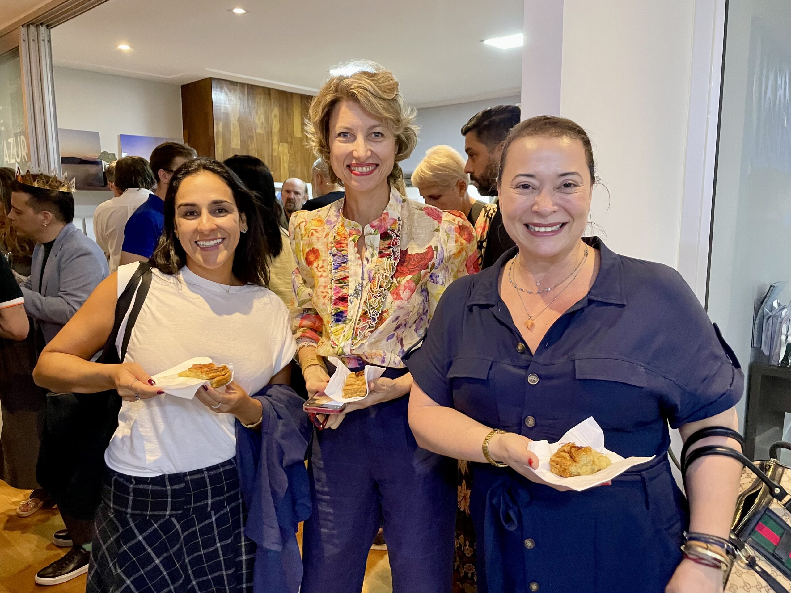 Larissa C. Ejzenbaum, da La Travel Design, Caroline Putnoki, da Atout France e Daniela Marinho, da Flaptur Larissa C. Ejzenbaum, da La Travel Design, Caroline Putnoki, da Atout France e Daniela Marinho, da Flaptur