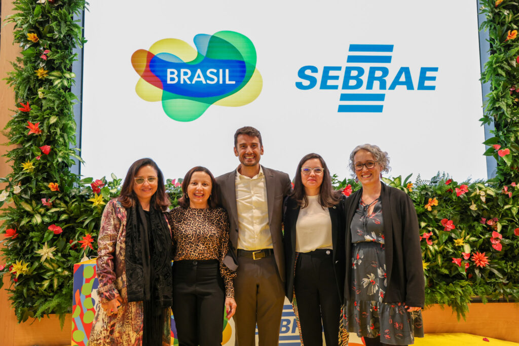 Monica Samia e Jaqueline Gil, da Embratur, Bruno Wendling, da Fundtur MS, Ana Clevia, do Sebrae, e Monica Gazeera, gerente regional da Europa ATTA