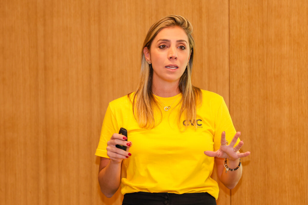 Paula Roratto, dirietora de produtos internacional da CVC Corp