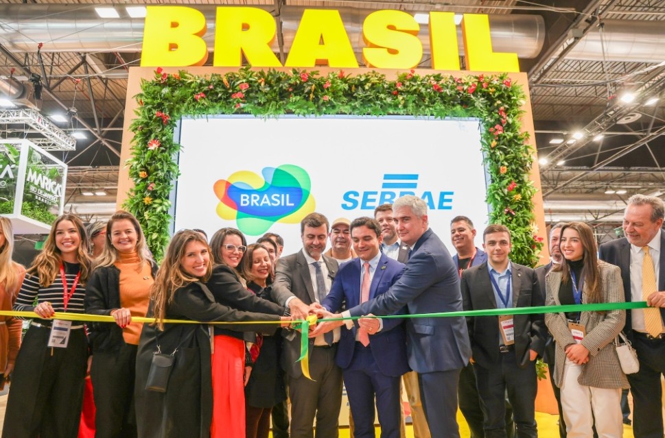 Fitur 2024: Celso Sabino e Marcelo Freixo inauguram Espaço Brasil no estande da Embratur Fitur 2024: Celso Sabino e Marcelo Freixo inauguram Espaço Brasil no estande da Embratur