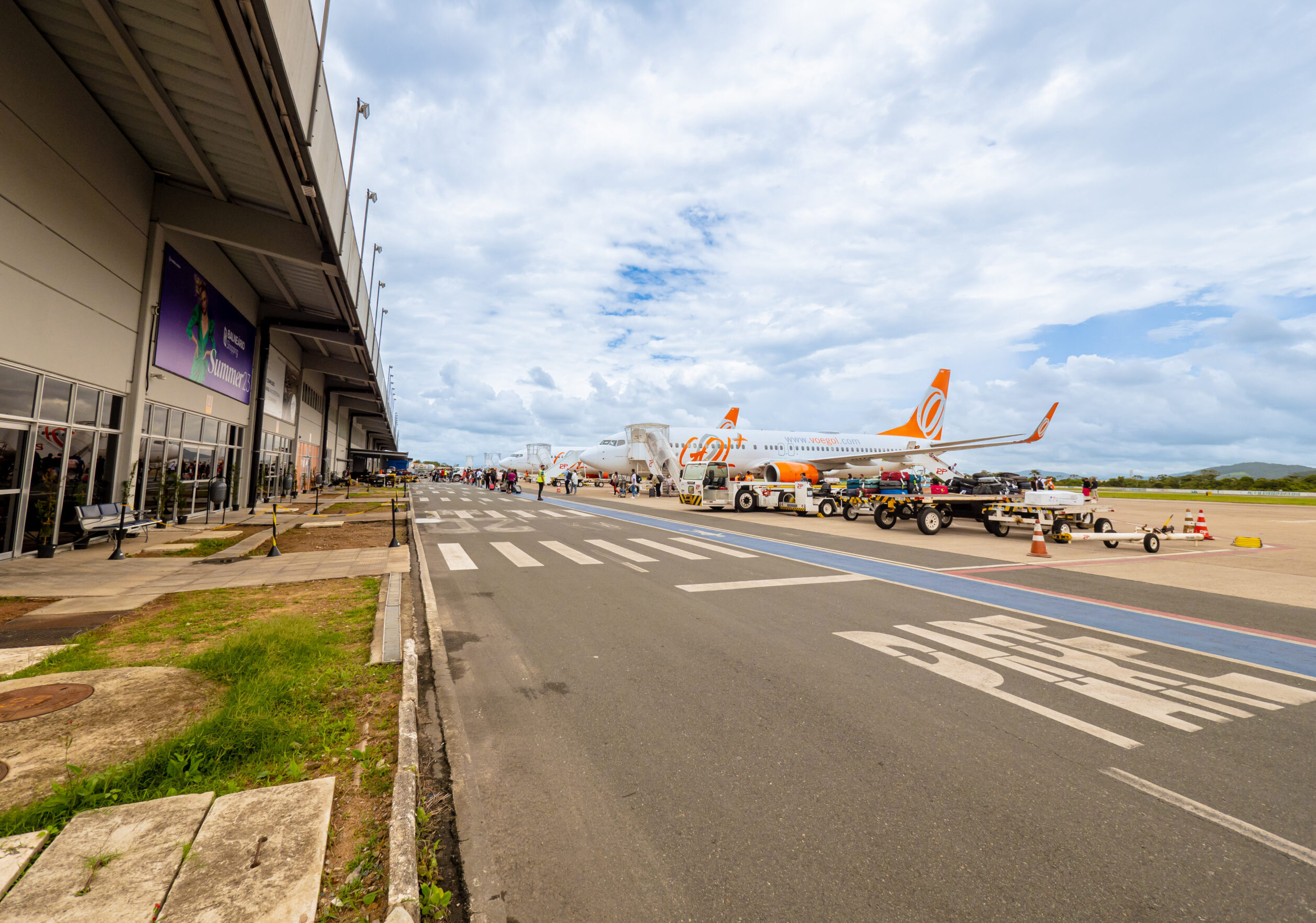 Aeroporto de Navegantes/Balneário Camboriú espera 35 mil passageiros no Carnaval Aeroporto de Navegantes/Balneário Camboriú espera 35 mil passageiros no Carnaval