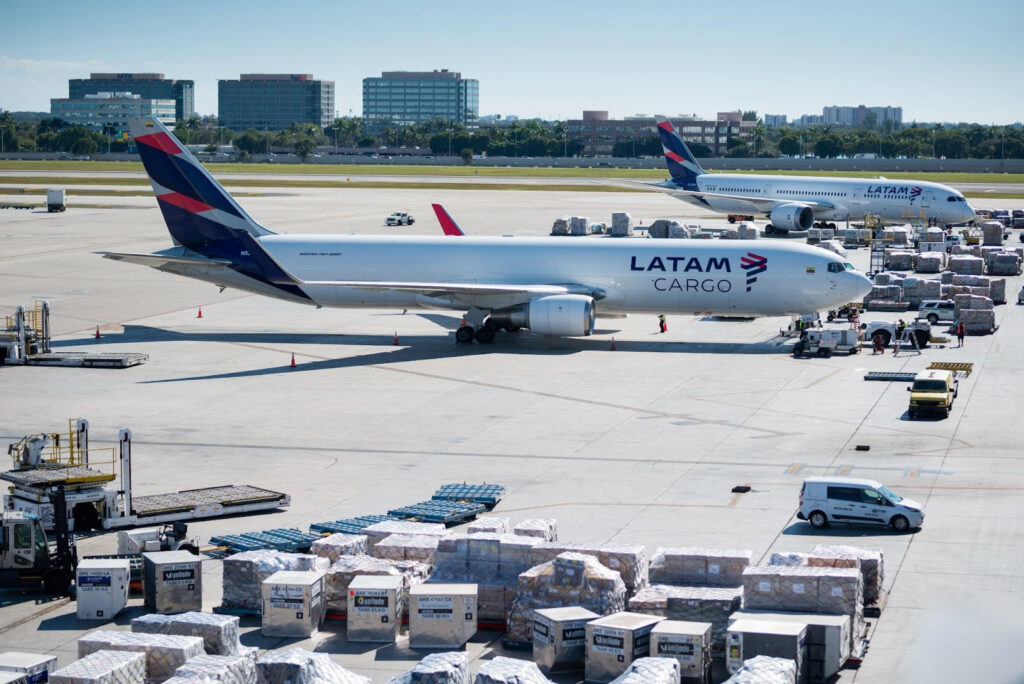 unnamed 30 Quais foram as cargas aéreas mais transportadas pela Latam no Brasil em 2023?