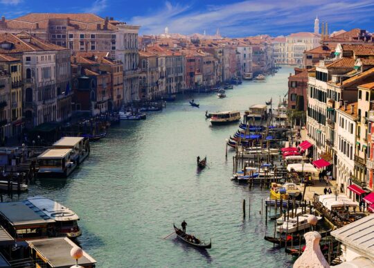 Veneza inicia cobrança de taxa turística de visitantes; veja datas, regras, valores e como pagar