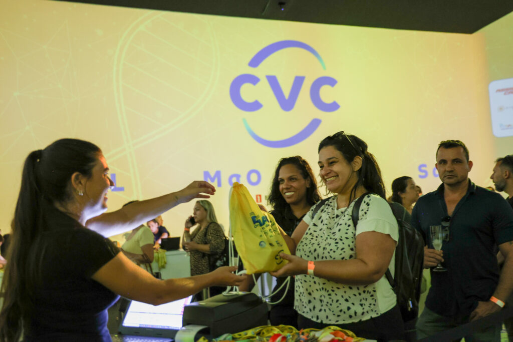 142A5156 CVC recebe participantes da Convenção de Vendas 2024 para ‘credenciamento imersivo’; veja fotos