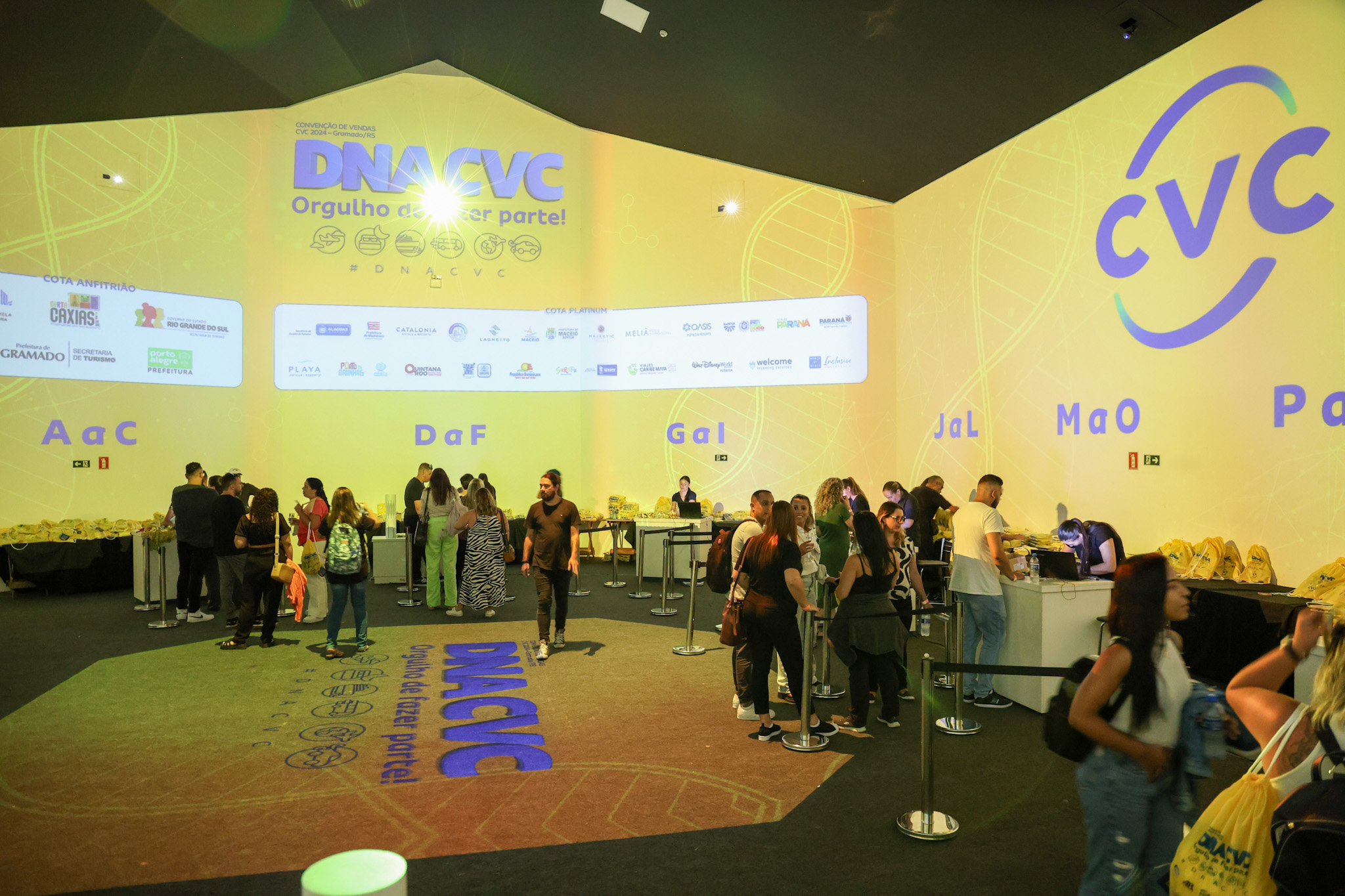 Cais Embarcadero recebeu os profissionais da CVC e parceiros Cais Embarcadero recebeu os profissionais da CVC e parceiros