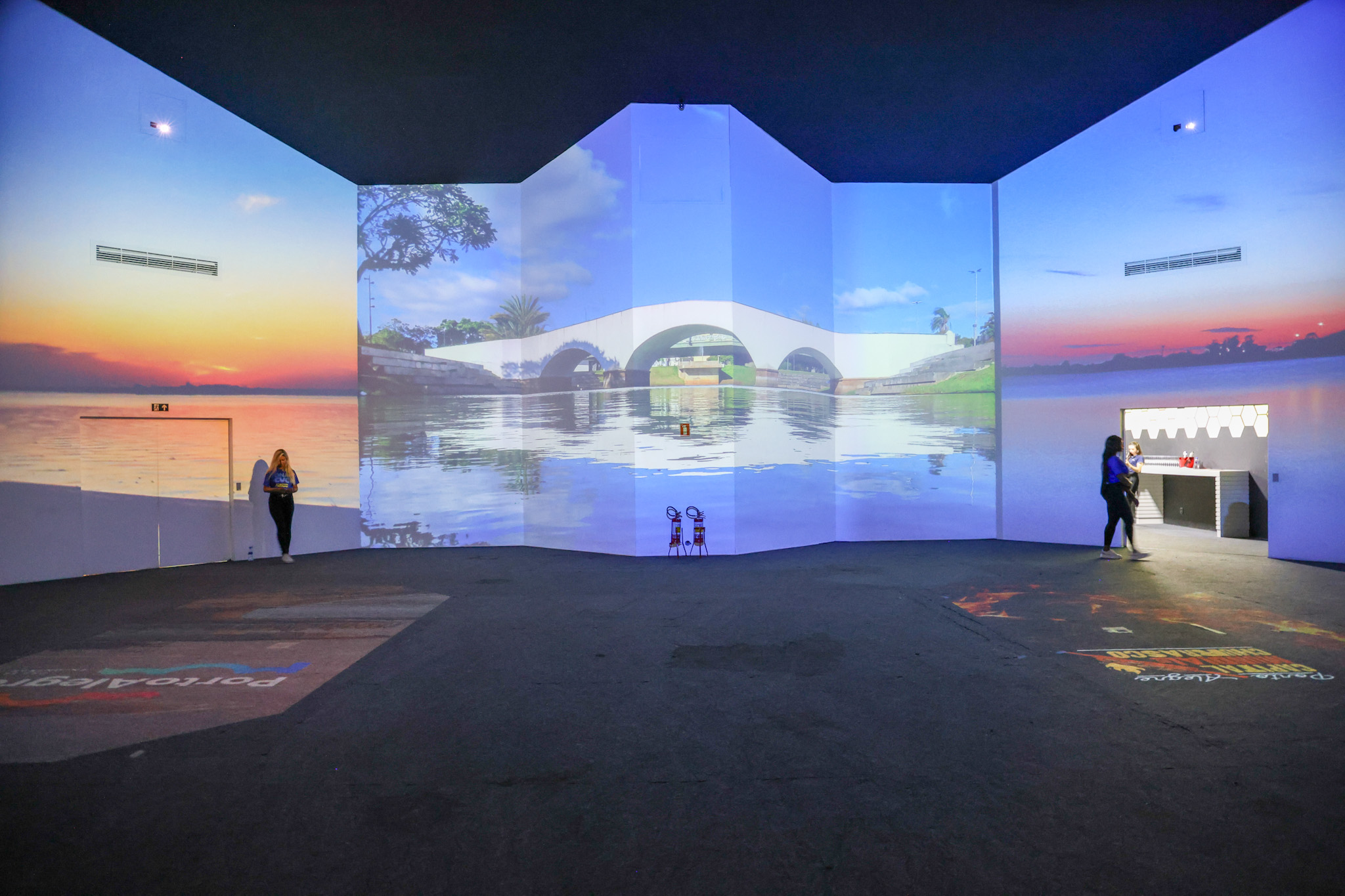 Experiência imersiva de credenciamento Experiência imersiva de credenciamento