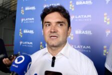 Ministro diz que “Voa Brasil” começa neste mês e confirma Feirão Nacional do Turismo para maio