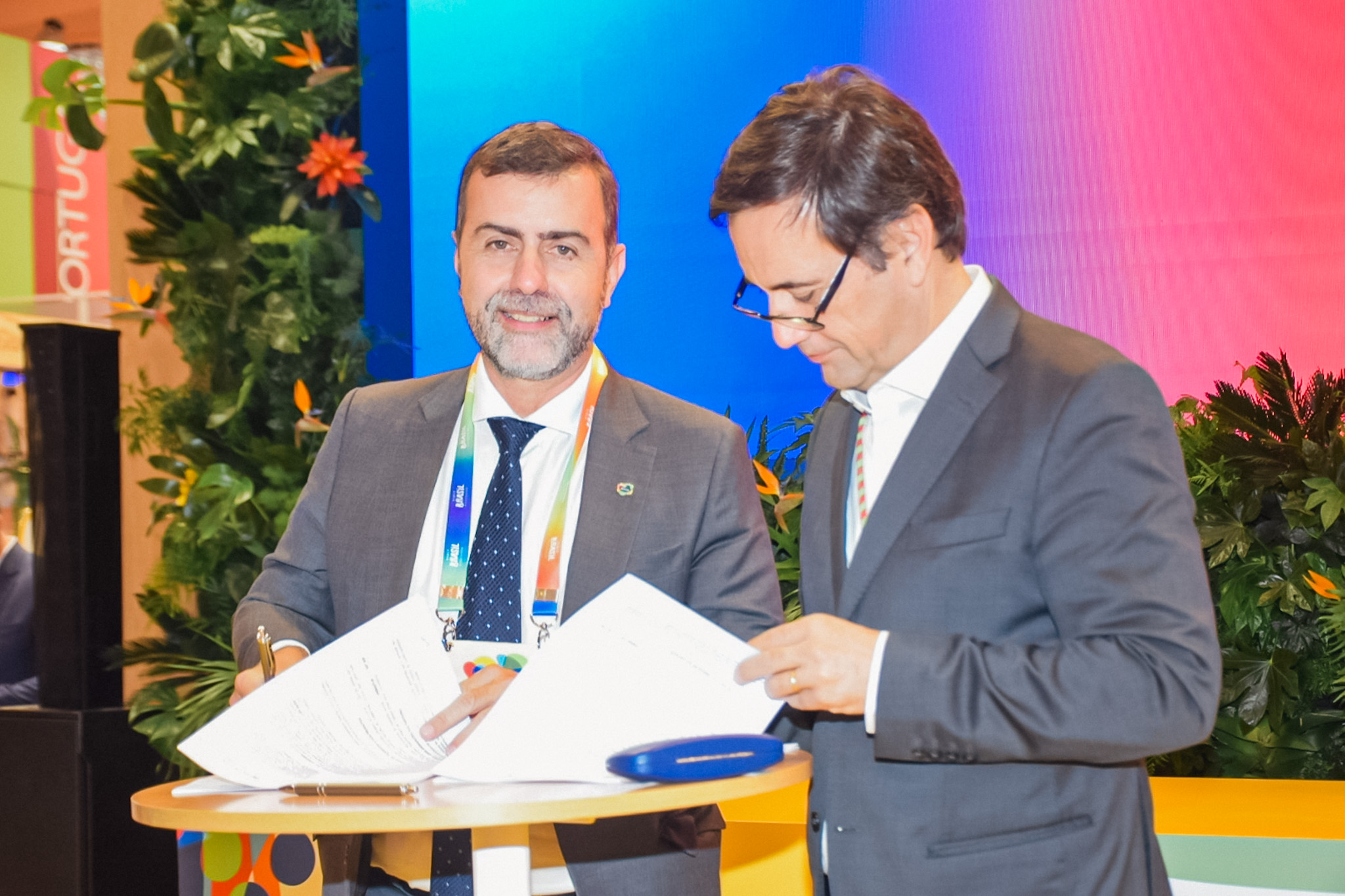 Cerimônia de assinatura do Protocolo de Intenção da Embratur e TAP na BTL 2024 Cerimônia de assinatura do Protocolo de Intenção da Embratur e TAP na BTL 2024