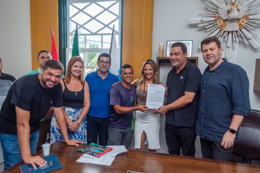 Paraty (RJ) vai trocar charretes de tração animal por modelo elétrico