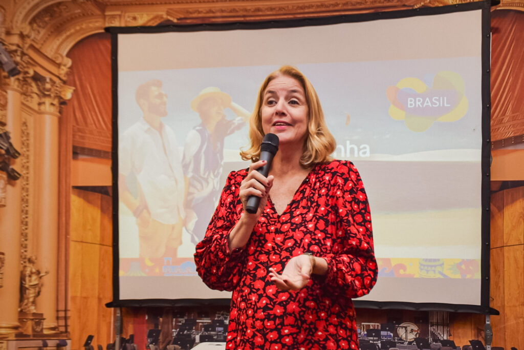 Cristina Lira, anfitriã do encontro com profissionais do Turismo em Portugal