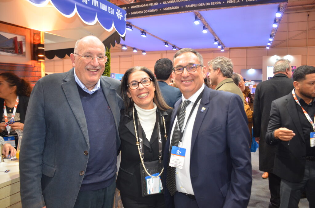 Vitor Silva, presidente da agência do Alentejo, Gisele Lima, da Promo, e Alexandre Almeida, do hotéis Alexandre Almeida