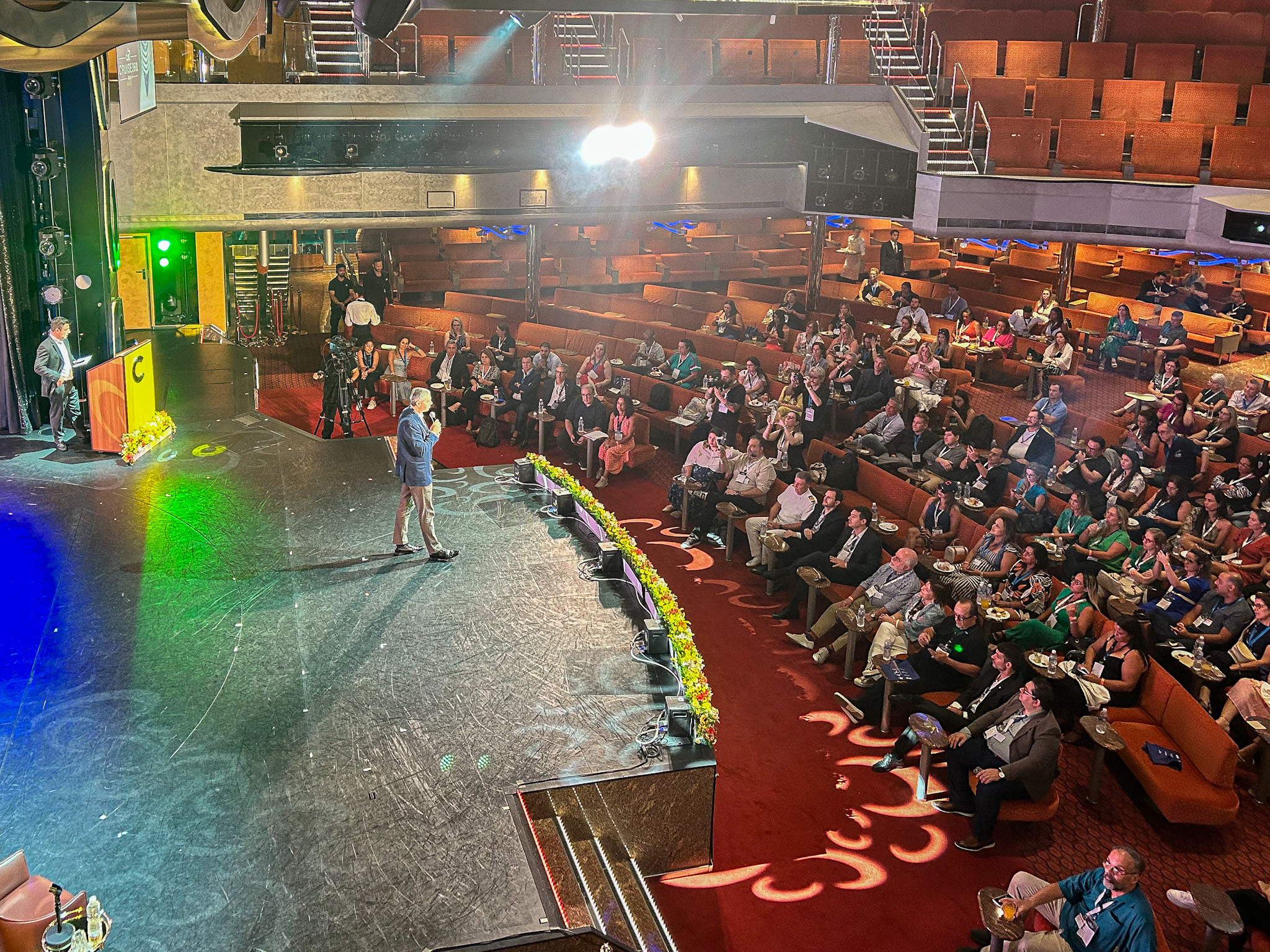 Dario Rustico, da Costa Cruzeiros durante sua fala no Cruise 360 Brasil Dario Rustico, da Costa Cruzeiros durante sua fala no Cruise 360 Brasil