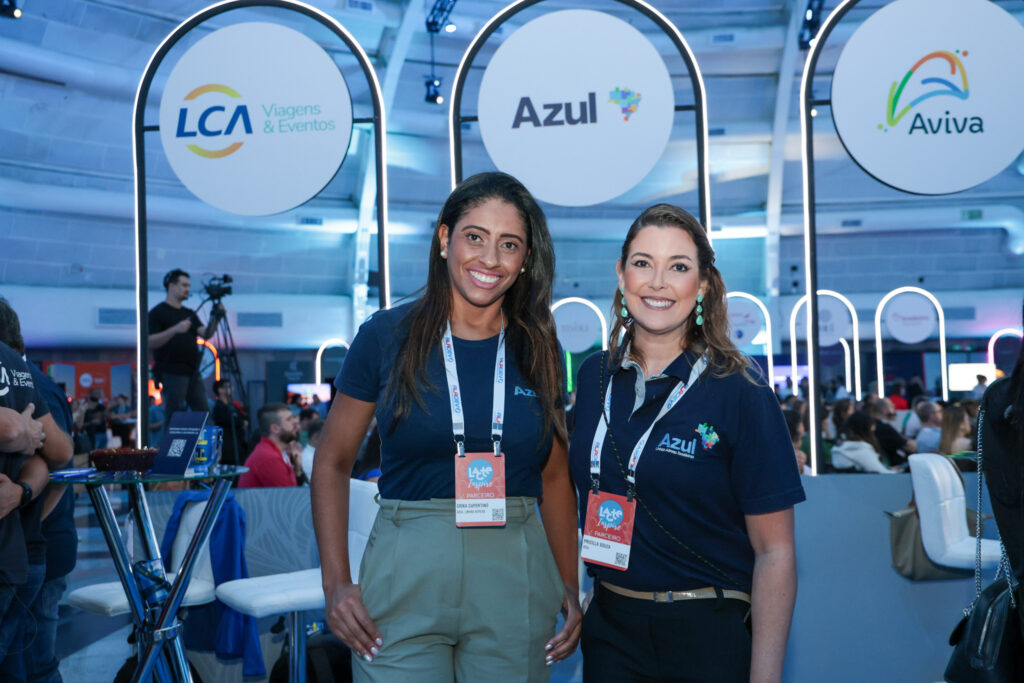 Erika Cupertino e Priscilla Souza, da Azul