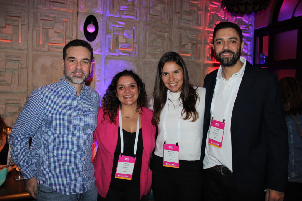 Fabio Timotheo, da Arkbeds, Gabriela Doss, da Azul Viagens, Fernanda Paranhos, da CVC, e Gustavo Nappo, da EHTL