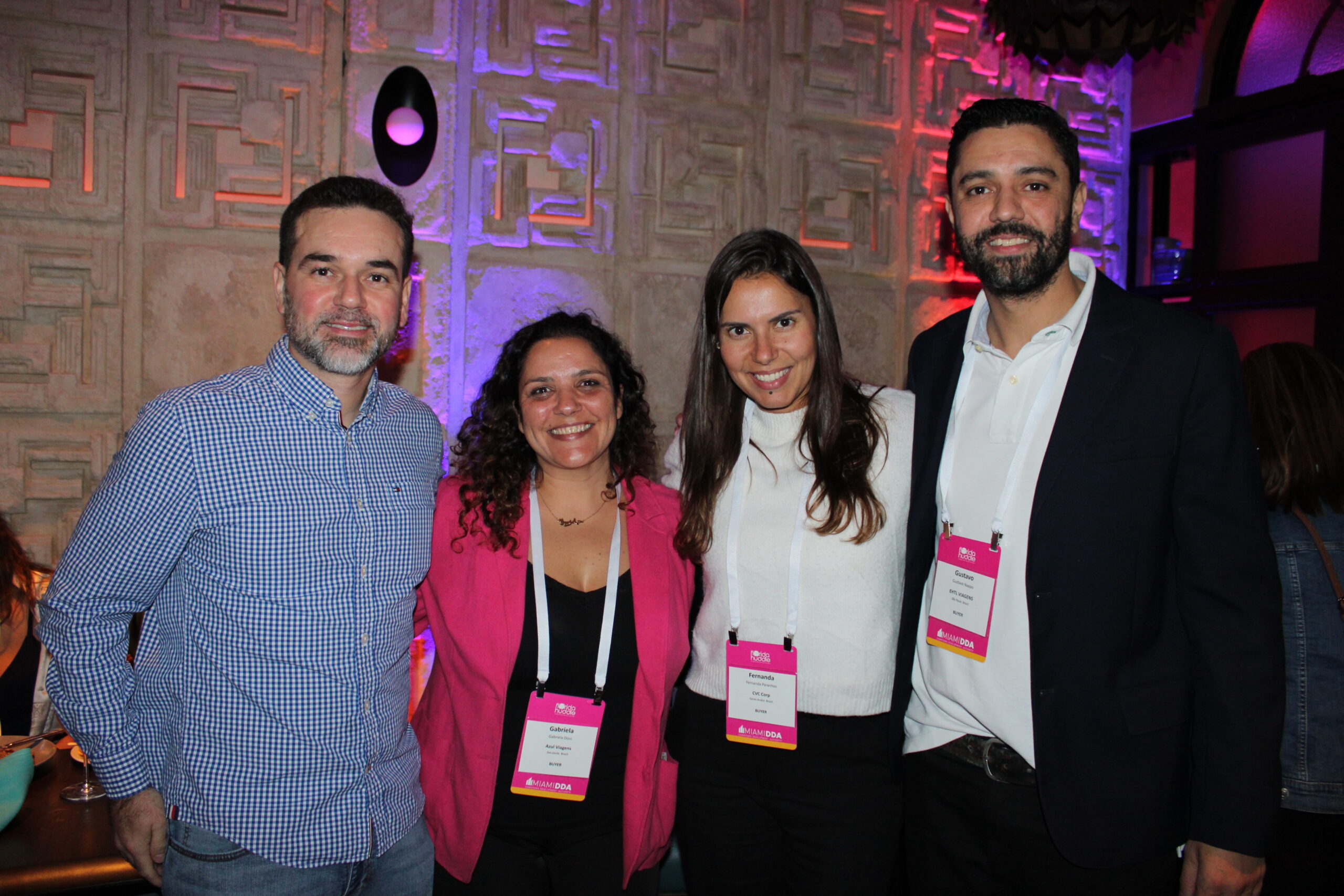 Fabio Timotheo, da Arkbeds, Gabriela Doss, da Azul Viagens, Fernanda Paranhos, da CVC, e Gustavo Nappo, da EHTL Fabio Timotheo, da Arkbeds, Gabriela Doss, da Azul Viagens, Fernanda Paranhos, da CVC, e Gustavo Nappo, da EHTL