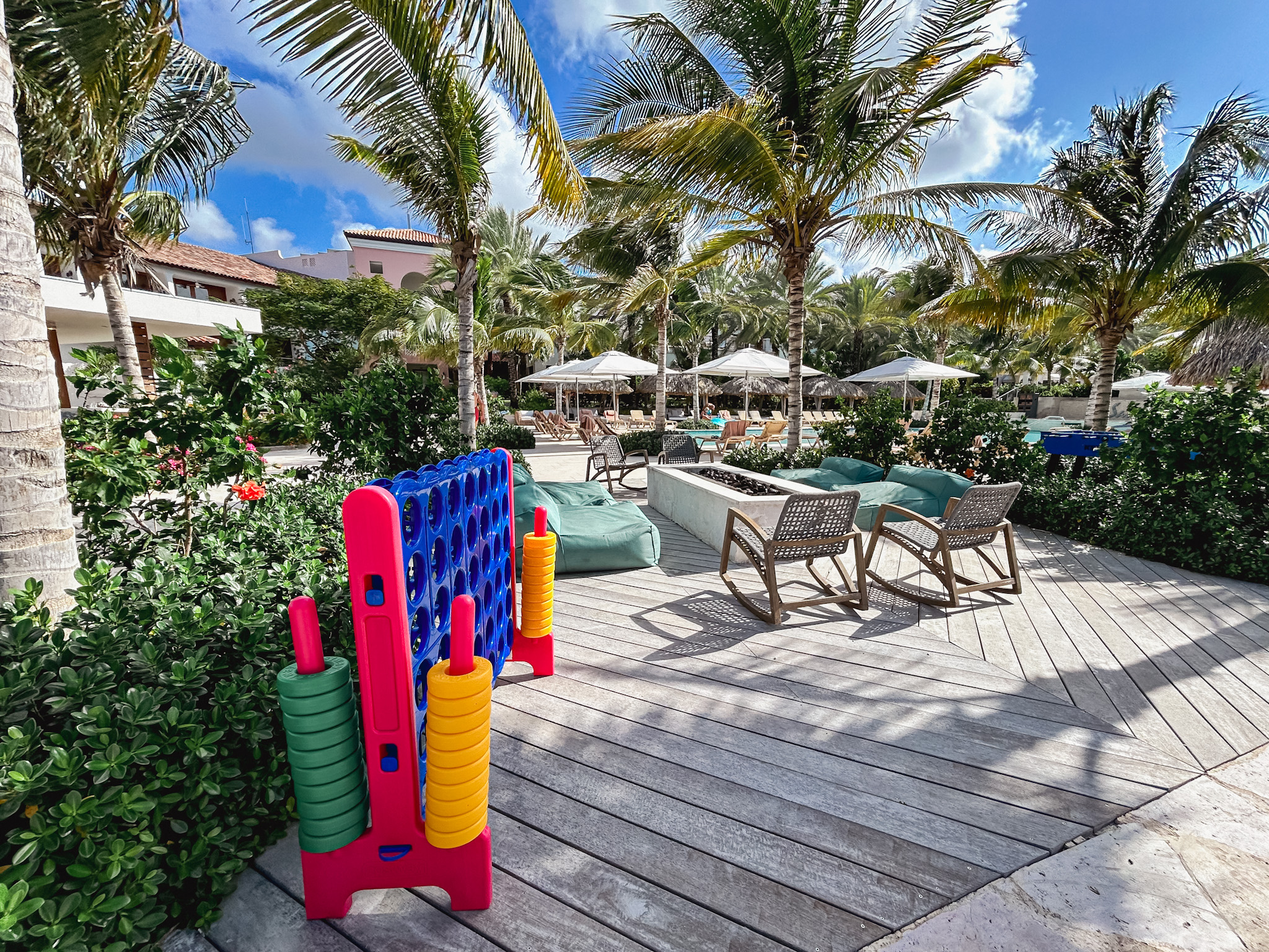 Jogos estão espalhados pelo Sandals Royal Curaçao Jogos estão espalhados pelo Sandals Royal Curaçao