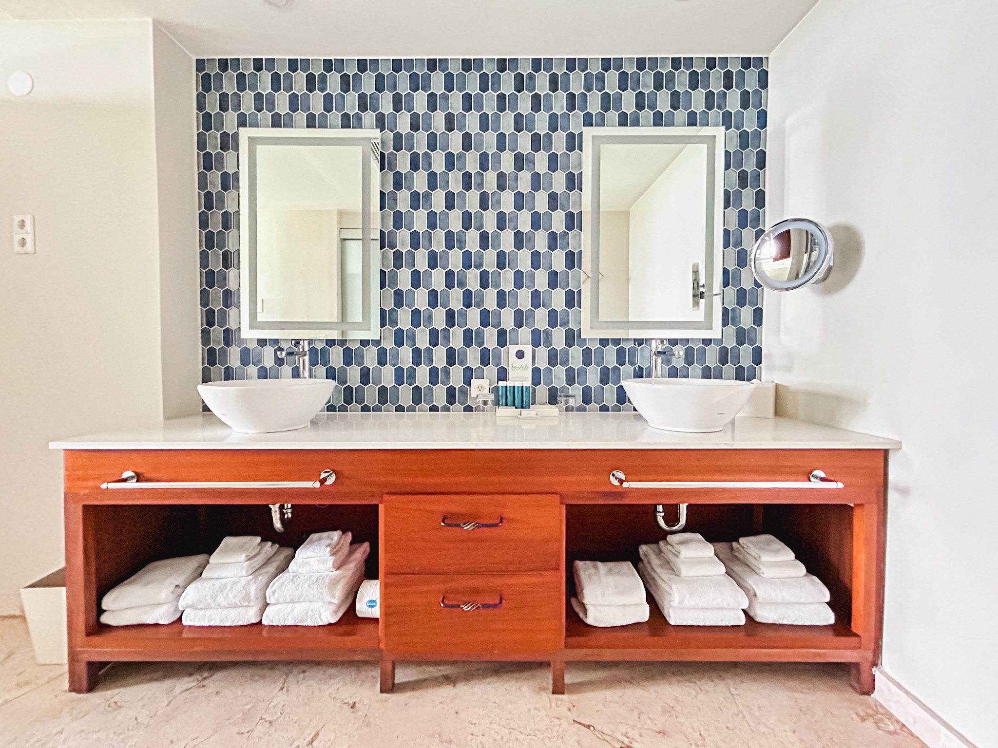 Banheiro da acomodação na categoria Amante one bedroom oceanview butler grand suite Banheiro da acomodação na categoria Amante one bedroom oceanview butler grand suite