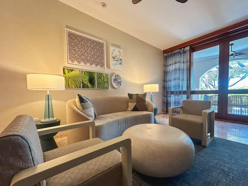 Melemele One Bedroom Butler Walkout Suite with Patio Tranquility Soaking Tub