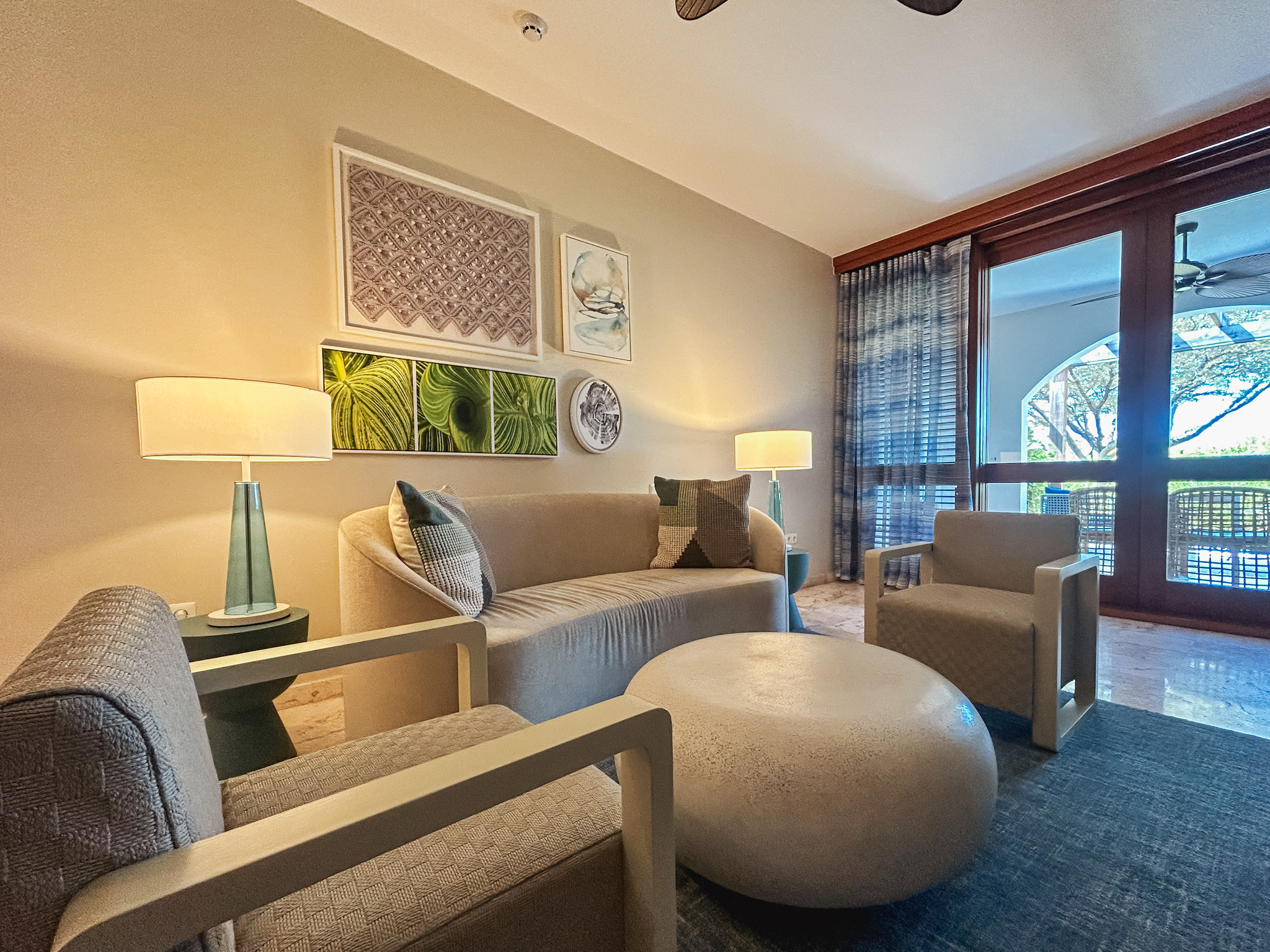 Melemele One Bedroom Butler Walkout Suite with Patio Tranquility Soaking Tub Melemele One Bedroom Butler Walkout Suite with Patio Tranquility Soaking Tub