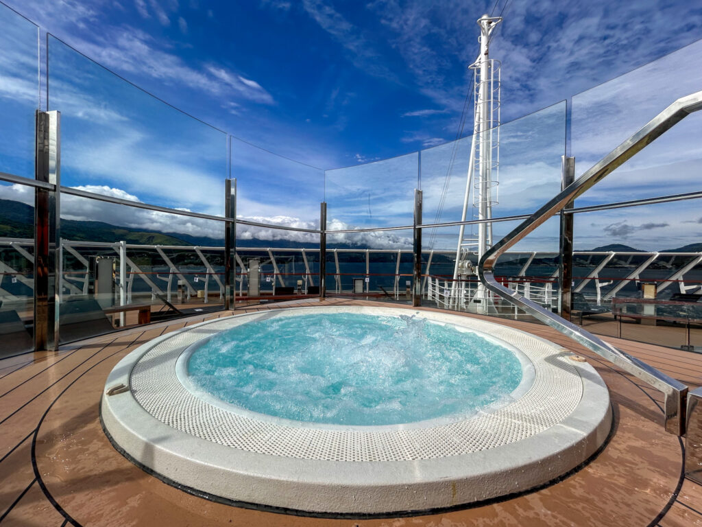 Jacuzzi do Yacht Club