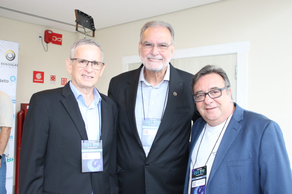 João Carlos Polak, do Jequitimar, Ibrahim Georges Tahtouh, presidente da CNA EvTur, e Luiz Henrique Miranda, da Amigo João Carlos Polak, do Jequitimar, Ibrahim Georges Tahtouh, presidente da CNA EvTur, e Luiz Henrique Miranda, da Amigo