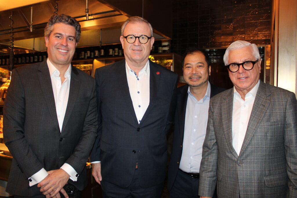 Juarez Neto, da Ancoradouro, Luis Noriega e Giancarlo Takegawa, da Air Canada, e Juarez Cintra, da Ancoradouro