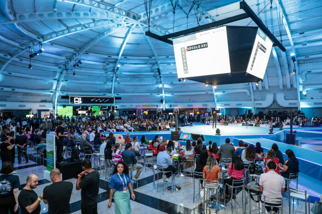 Lacte reune mais de mil pessoas no WTC Events Center Etarismo é o tema do 19º Lacte, que acontece em São Paulo com uma série de keynotes