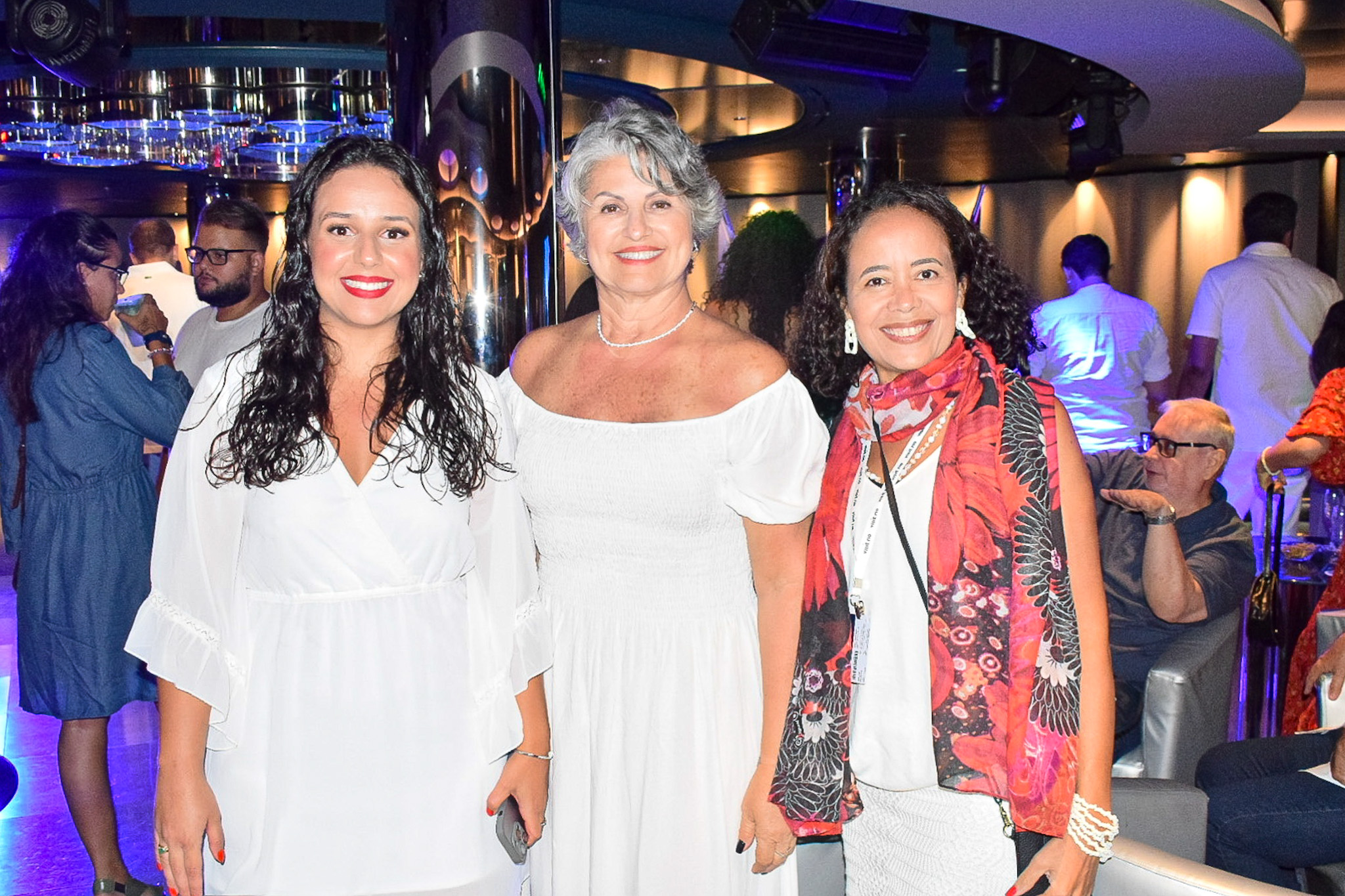 Lawrence Cristine, da Infinity Tour; Rosi Estima, da Guiantur; e Inalda Pereira, IPP Turismo Lawrence Cristine, da Infinity Tour; Rosi Estima, da Guiantur; e Inalda Pereira, IPP Turismo