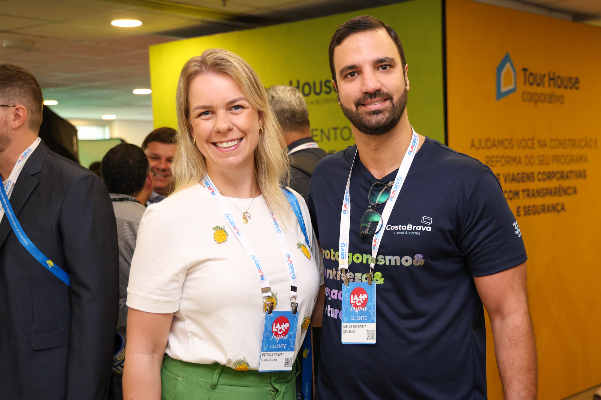 Patrícia Reinert, do Sênior Sistemas, e Carlos Schwartzmann, do Costa Brava