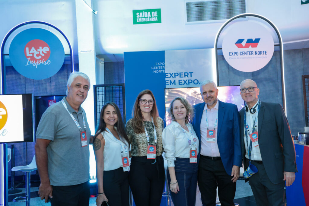 Paulo Octávio, Juliana Martins, Fernanda Toscano, Claudia Coelho, do Expo Center Norte, Marcelo Barano, Grupo EBS, e Eduardo Mlcoch, MB Hotels