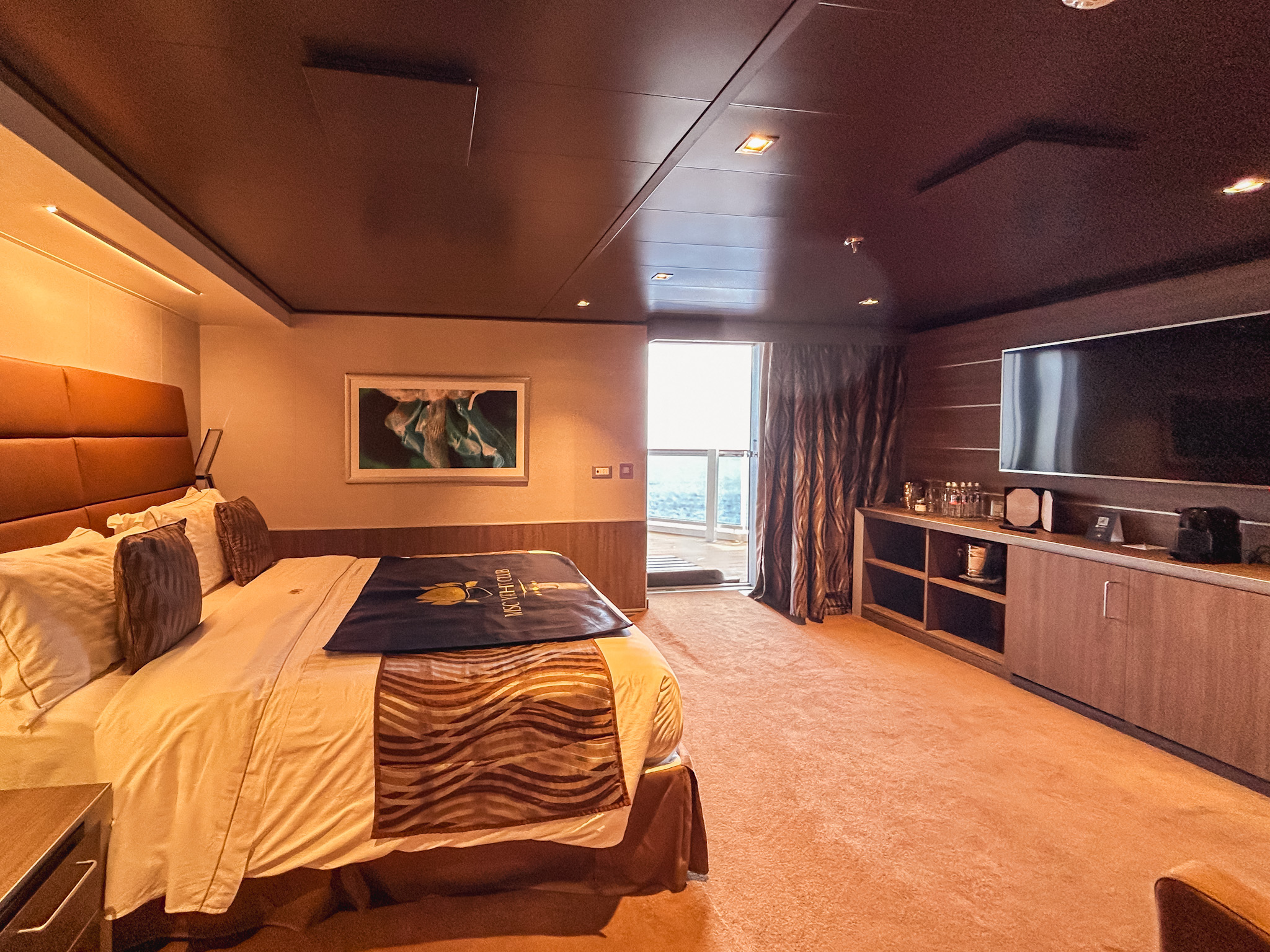 Quarto adaptado para cadeirantes e pessoas com baixa mobilidade no Yacht Club Quarto adaptado para cadeirantes e pessoas com baixa mobilidade no Yacht Club