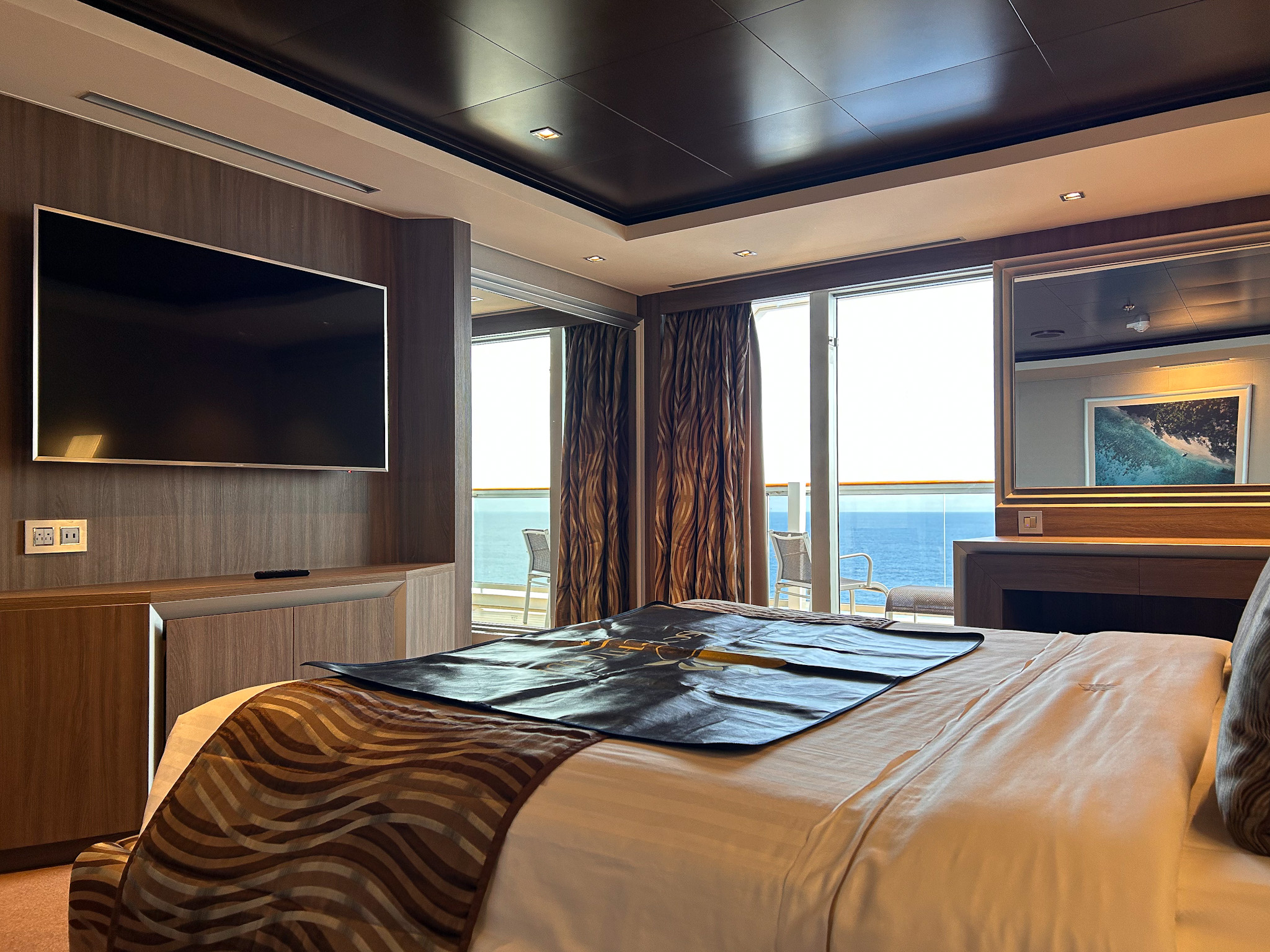 Quarto da suíte Royal do MSC Yacht Club Quarto da suíte Royal do MSC Yacht Club