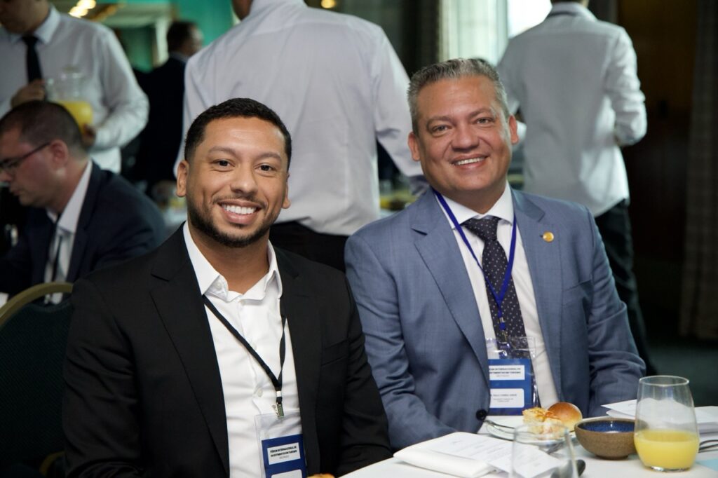 Rodolfo Marinho, secretário municipal de Turiosmo de São Paulo, e Paulo Correa, presidente da Comissão Estadual de Turismo de SP