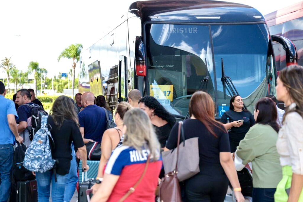 A chegada dos profissionais